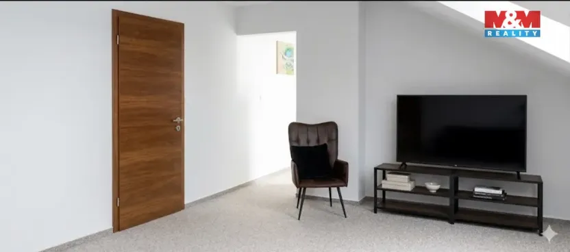 Pronájem rodinného domu, Pardubice, Labská, 200 m2
