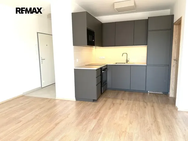 Pronájem bytu 2+kk, Slaný, Prokopa Holého, 40 m2