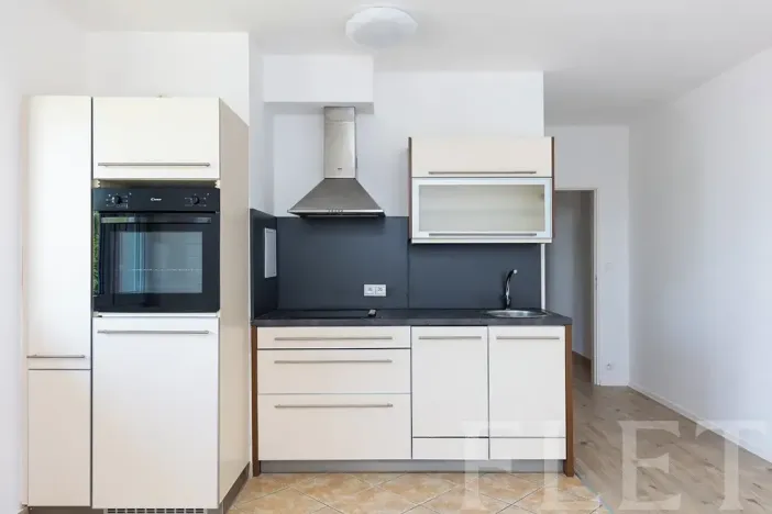 Prodej bytu 2+kk, Praha - Letňany, Zlonická, 51 m2