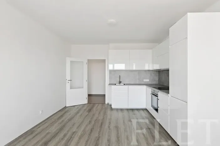 Prodej bytu 2+kk, Praha - Hloubětín, Za černým mostem, 55 m2