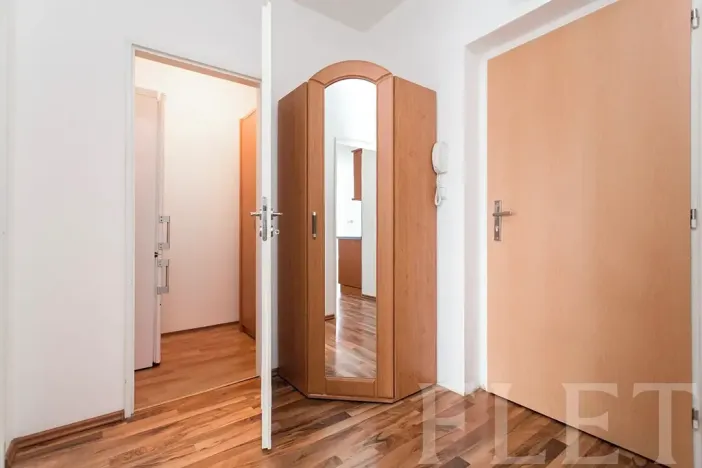 Prodej bytu 2+kk, Praha - Kbely, Pod Nouzovem, 45 m2