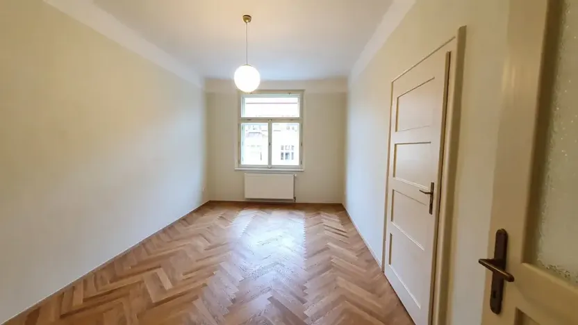 Pronájem bytu 3+1, Praha - Vinohrady, Slezská, 100 m2