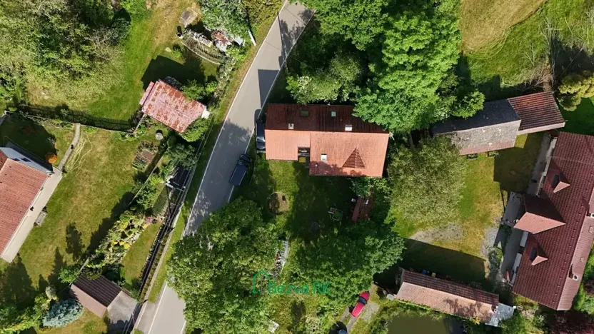 Prodej rodinného domu, Struhařov, 202 m2