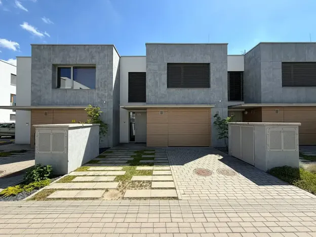 Prodej rodinného domu, Pardubice, 176 m2