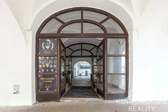 Pronájem obchodního prostoru, Kutná Hora, Husova, 195 m2