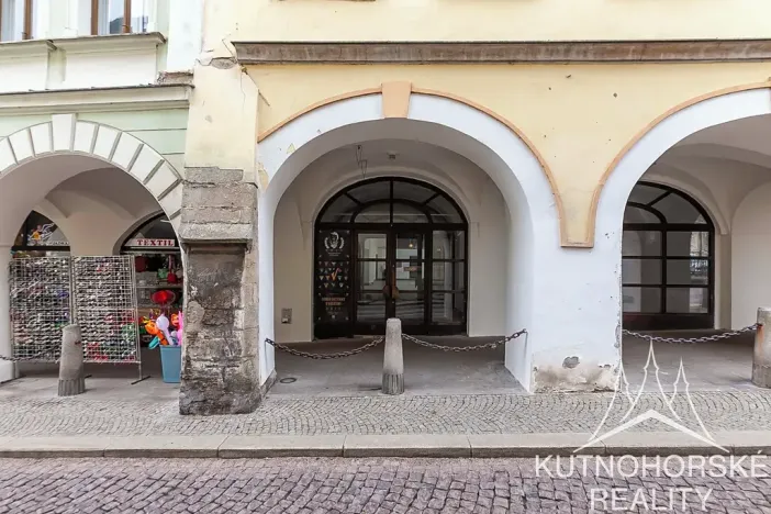 Pronájem obchodního prostoru, Kutná Hora, Husova, 195 m2