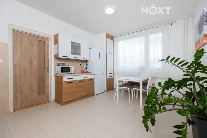 Prodej bytu 3+1, Pardubice, Lonkova, 101 m2