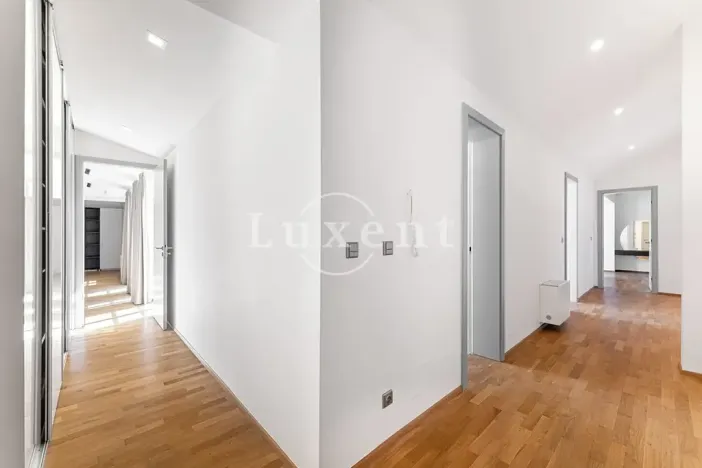 Pronájem bytu 4+kk, Praha - Malá Strana, Vítězná, 213 m2