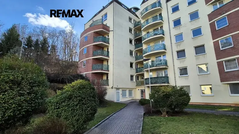 Pronájem bytu 2+kk, Praha - Žižkov, V kapslovně, 58 m2