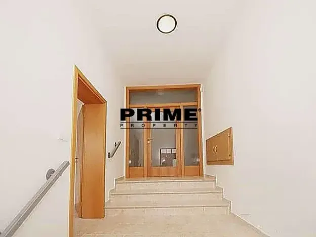 Pronájem kanceláře, Praha - Střešovice, Nad hradním vodojemem, 350 m2
