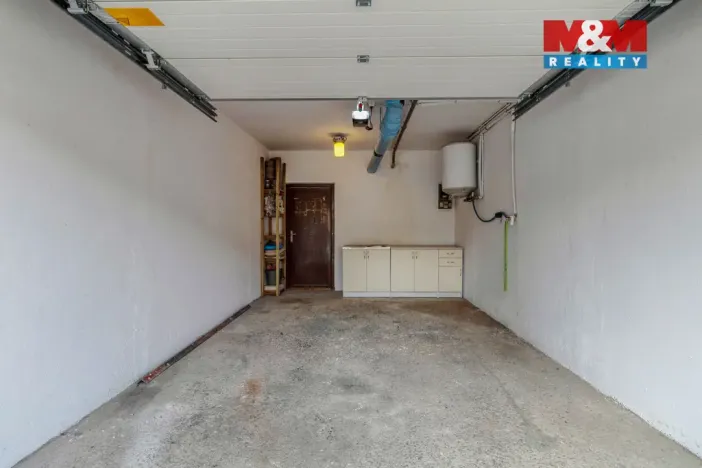 Prodej bytu 2+1, Kolinec, 63 m2