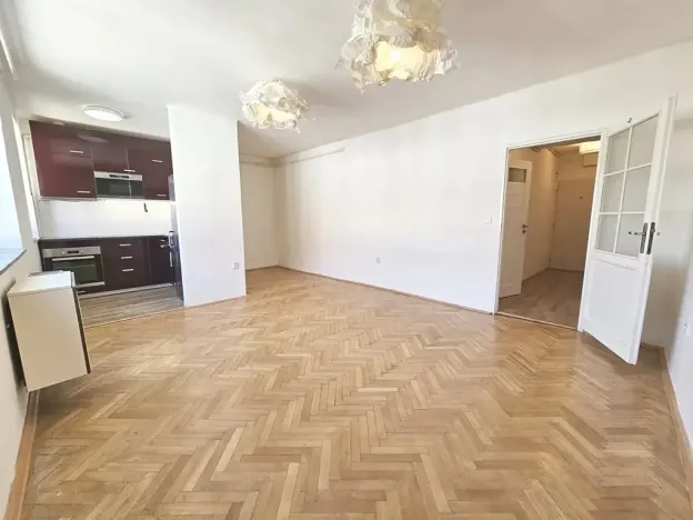 Pronájem bytu 1+kk, Praha - Vinohrady, Šumavská, 36 m2