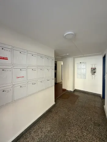 Prodej bytu 3+1, Praha, Hartigova, 64 m2
