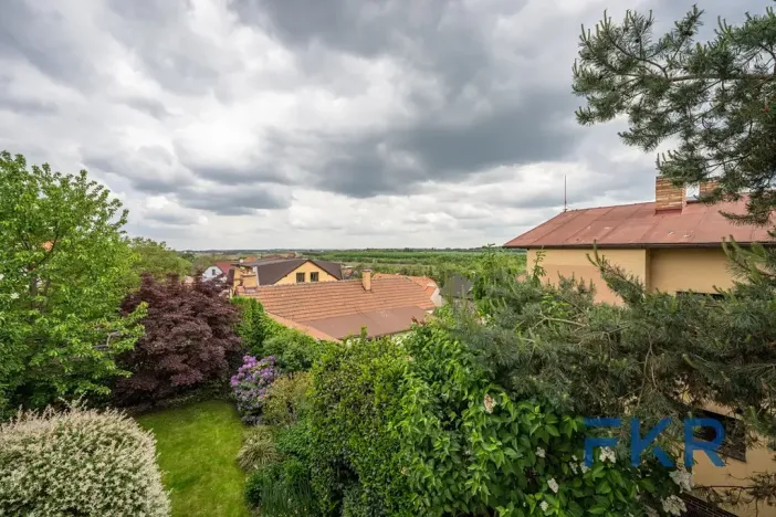 Prodej rodinného domu, Praha - Dolní Počernice, Listopadová, 242 m2