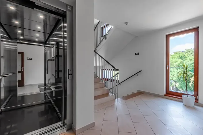Pronájem bytu 2+kk, Praha - Břevnov, Patočkova, 62 m2