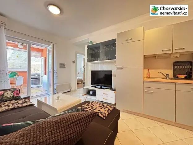Prodej bytu 3+kk, Novalja, Chorvatsko, 42 m2