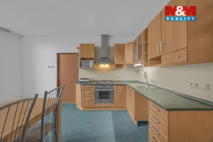 Prodej bytu 3+1, Jaroměř - Pražské Předměstí, Husova, 124 m2