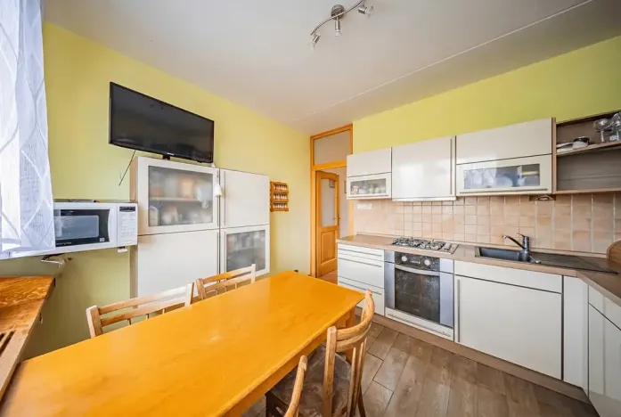 Prodej bytu 3+1, Plzeň, Kralovická, 68 m2