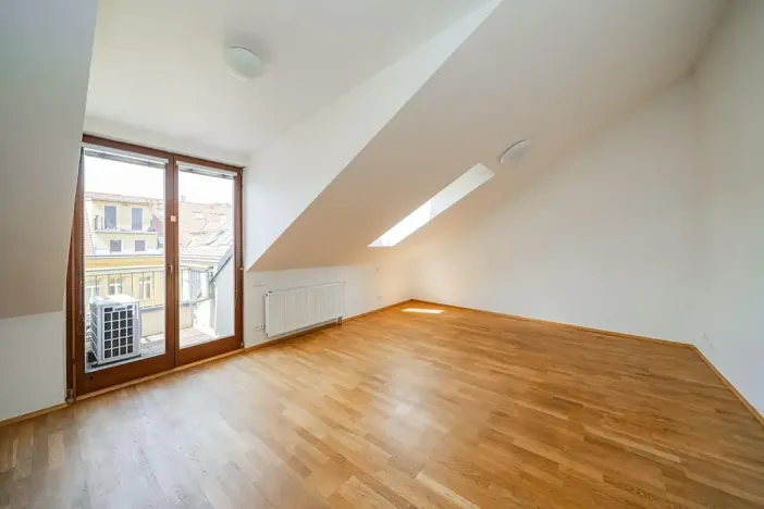 Pronájem bytu 5+1, Praha - Smíchov, Štefánikova, 168 m2