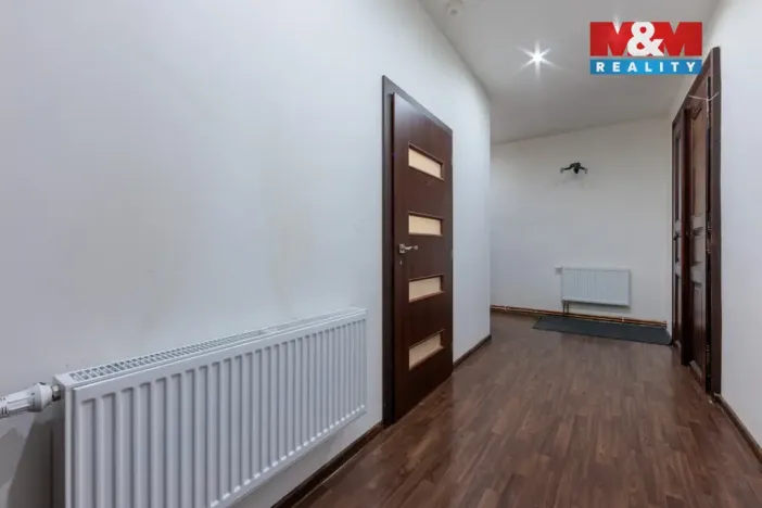 Prodej bytu 2+1, Nejdek, náměstí Karla IV., 107 m2