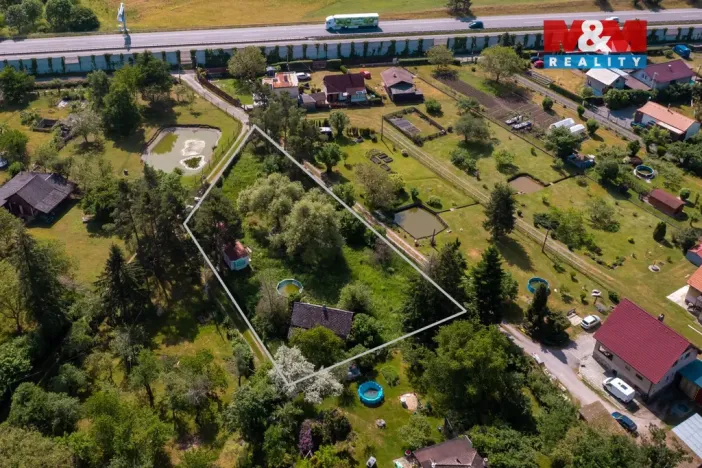 Prodej pozemku pro bydlení, Líšnice, Varadov, 1945 m2