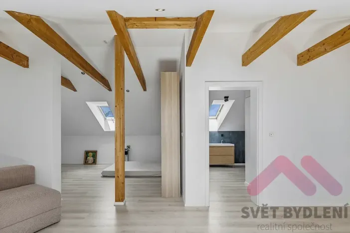 Prodej rodinného domu, Tehov, Všestarská, 300 m2