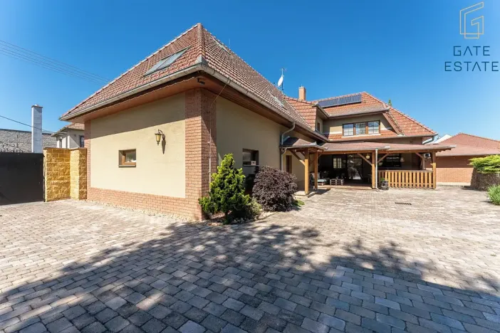 Prodej rodinného domu, Vážany, 367 m2