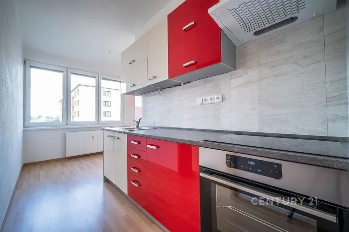 Pronájem bytu 2+1, České Budějovice - České Budějovice 5, Dobrovodská, 56 m2