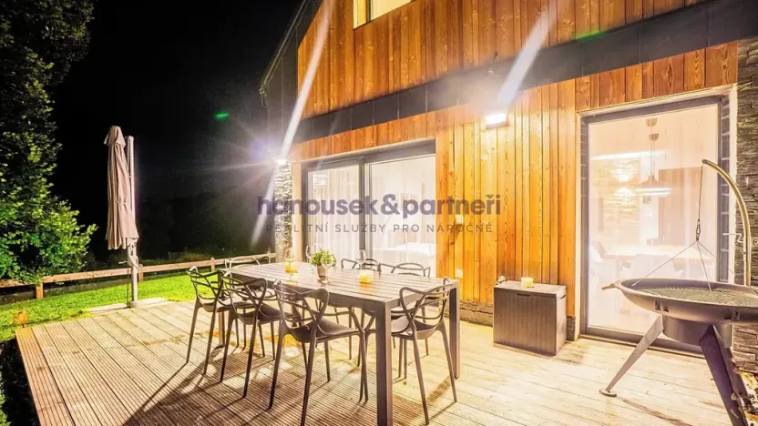 Prodej bytu 4+kk, Volary, 111 m2