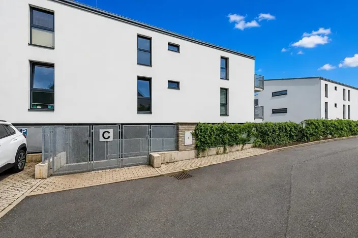 Prodej bytu 2+kk, Praha - Hrdlořezy, Mezilehlá, 51 m2