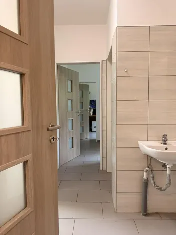 Prodej výrobních prostor, Děčín, Krásnostudenecká, 420 m2