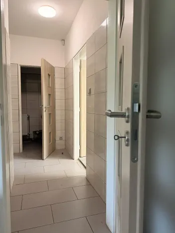 Prodej výrobních prostor, Děčín, Krásnostudenecká, 420 m2