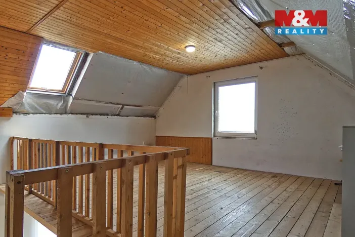 Prodej rodinného domu, Krupá, 186 m2