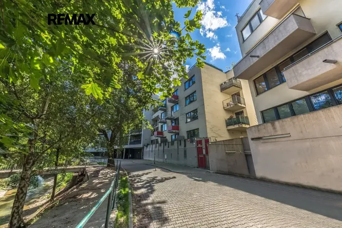 Prodej bytu 2+kk, Praha - Michle, U michelského mlýna, 70 m2