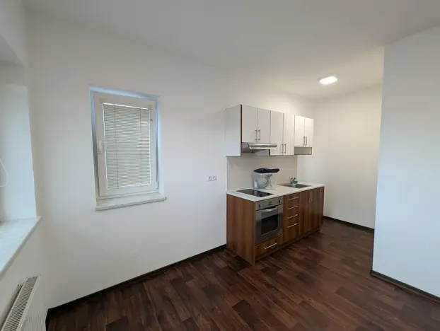 Pronájem bytu 1+kk, Olomouc, Voskovcova, 35 m2