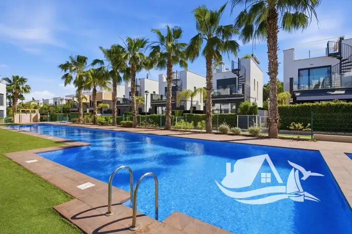 Prodej rodinného domu, Orihuela, Španělsko, Paseo Marítimo de Punta Prima, 84 m2