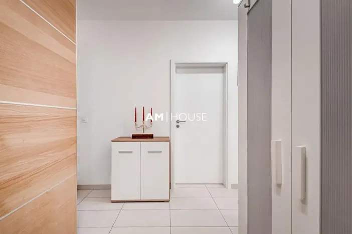 Pronájem bytu 3+kk, Praha - Strašnice, Zvěřinova, 82 m2