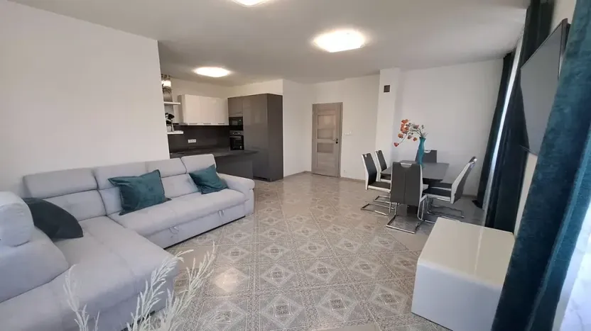 Prodej rodinného domu, Břežany II, 160 m2
