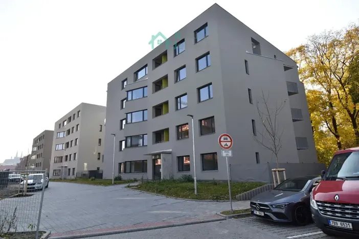Pronájem bytu 3+kk, Chrudim, V Hliníkách, 80 m2