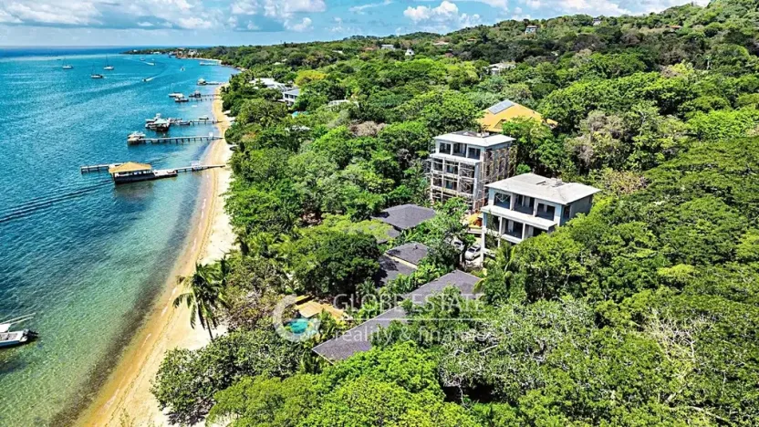 Prodej bytu 3+kk, West Bay, Honduras, 171 m2