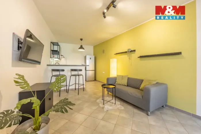 Prodej bytu 2+kk, Zeleneč, Čsl. armády, 44 m2
