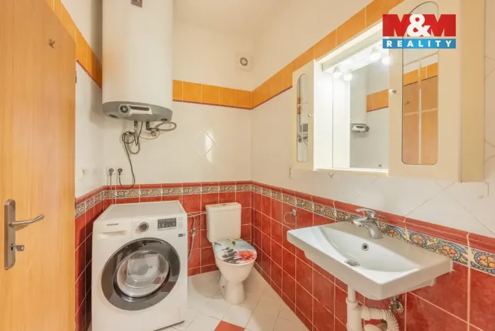 Prodej bytu 2+kk, Zeleneč, Čsl. armády, 44 m2