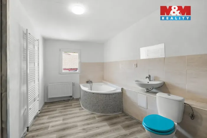 Pronájem bytu 2+1, Velvary, Chržínská, 62 m2
