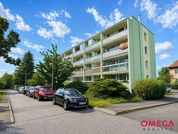 Prodej bytu 3+1, Praha - Suchdol, Gagarinova, 71 m2