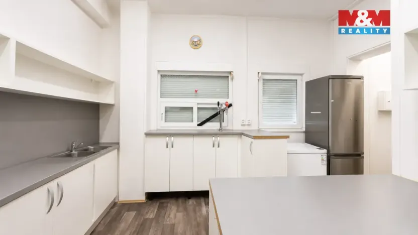 Pronájem restaurace, Louny, Náměstí Benedikta Rejta, 37 m2