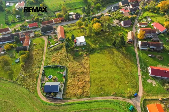 Prodej pozemku pro bydlení, Chomle, 783 m2
