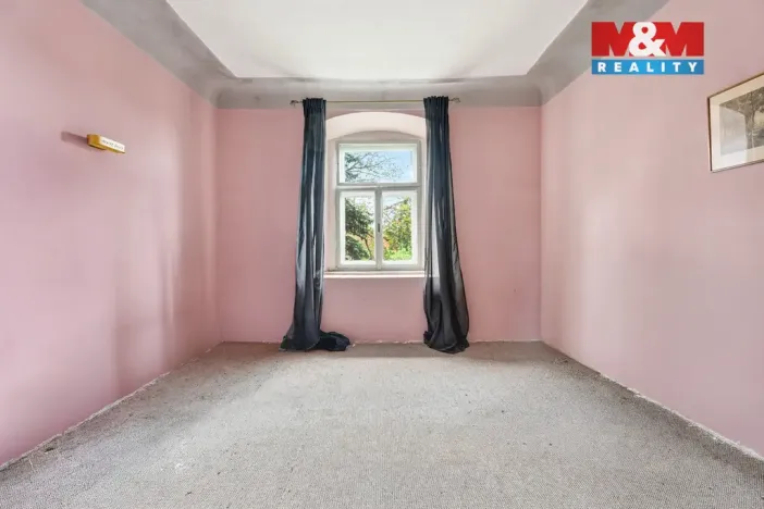 Prodej historického objektu, Mšené-lázně, Školní, 1075 m2