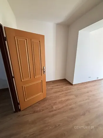 Pronájem kanceláře, Litvínov, náměstí Míru, 81 m2