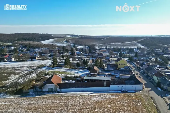 Prodej výrobních prostor, Hlubočany, 800 m2