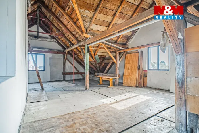 Prodej rodinného domu, Ostrava - Svinov, Leopolda Kříže, 350 m2